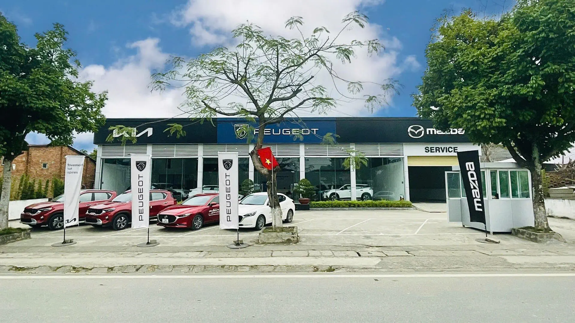 Mazda Cao Bằng
